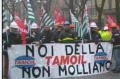Tamoil.No allo scambio lavoratori ambiente.