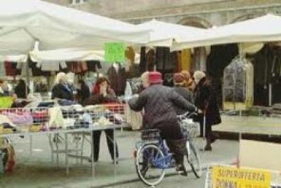 Abbate (PD).Banchi mercato:così non va bene