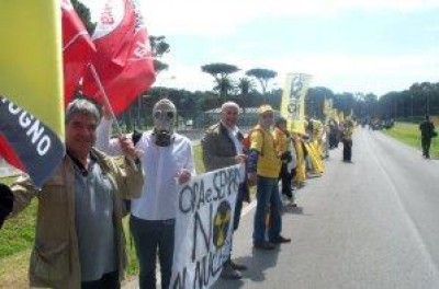 Monza, catena umana referendaria