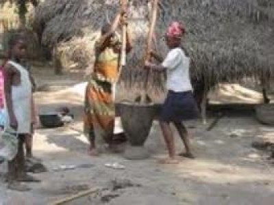 Alle donne in gravidanza della Sierra Leone negate le cure mediche