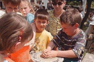 In piazza per Anna Giulia e per tutti i bambini