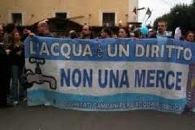 Giu’ le mani dall’acqua e dalla democrazia!