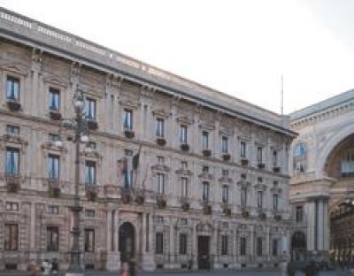Milano, luci spente a Palazzo Marino per la giornata del risparmio energetico