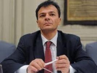 PD.Fassina interviene su una presa di posizione di Veltroni