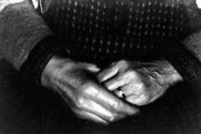 Le mani di Tina (di Massimo Marnetto)