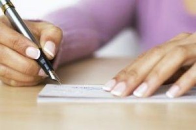 OCCHIO ALL'ASSEGNO SPENDI 1.000, PAGHI 4.000