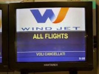 WindJet, stop ai voli: cosa fare