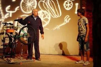 Il ragazzino in bicicletta