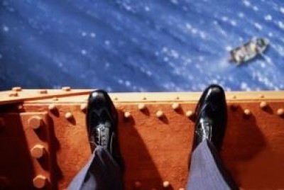 Crisi, duemila chiamate al servizio anti suicidi 