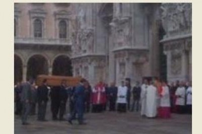 Carlo Maria Martini. Duono stracolmo per l'omelia| M.Cazzulani