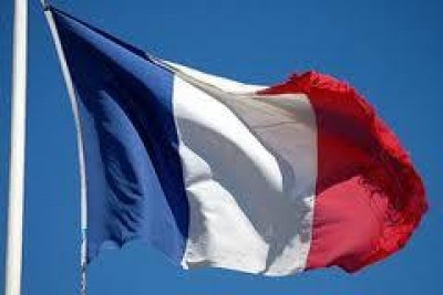 FRANCIA - Stessa adozione per coppie etero e omosessuali