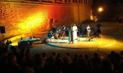 Affascina il pubblico di Orio lo spettacolo “Carmina Burana”