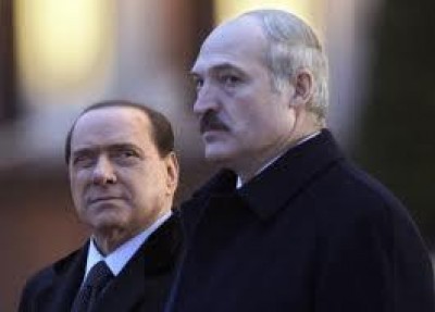 Lukashenka guarda alla Russia