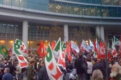 Manifestazione Formigoni dimettiti