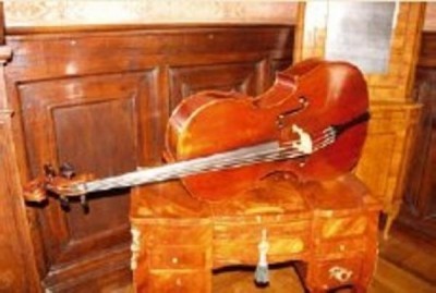 Lucia Luque suona lo Stradivari Vesuvius
