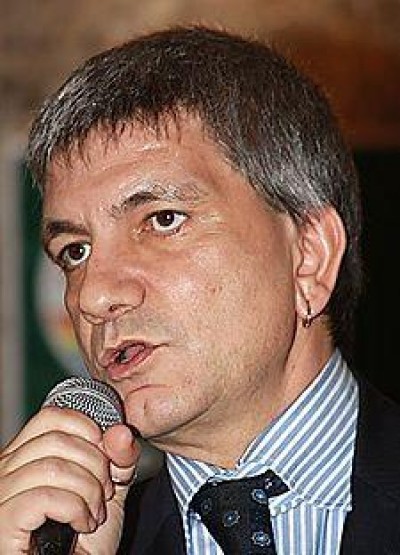 Per le Primarie resti a casa ... oppure Vendola ?