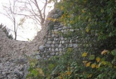 Lonato del Garda.È già stato messo in sicurezza il tratto di muratura