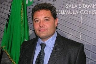Monti come De Gasperi.Il leghista Rizzi contro Albertini: 