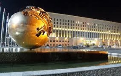 POLITICA ESTERA CENERENTOLA D'ITALIA