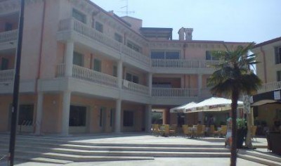 Due chiacchiere in piazza” a Rivoltella