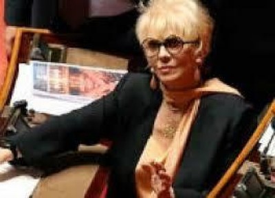 FRANCA RAME. PISAPIA ALLA CAMERA ARDENTE