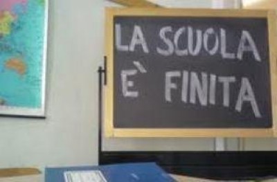 La questione che riguarda i precari della scuola è veramente pazzesca