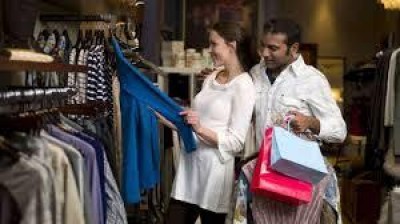 CONSUMI. A MILANO LE FAMIGLIE SPENDONO 27 MILIARDI ALL’ANNO