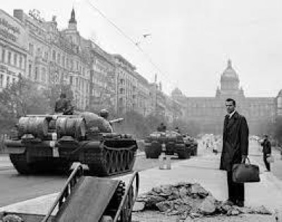 1968: quell’agosto del ’68 eravamo a Praga |G.C.Storti