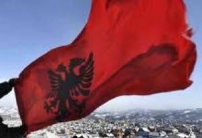  L'ALBANIA PASSA A SINISTRA