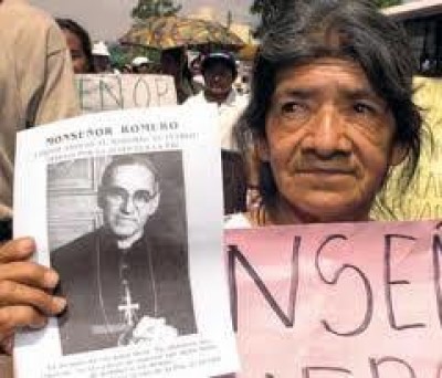 EL SALVADOR: UNA CHIESA POVERA E DEI POVERI,