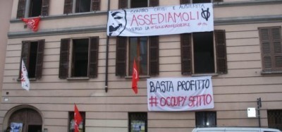 Il Comitato Antisfratto occupa  una palazzina in via Platina a Cremona