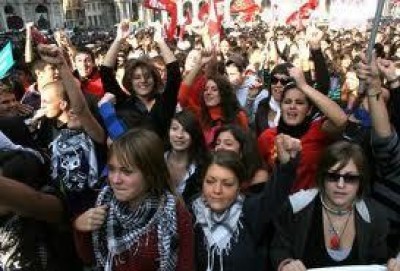 Scuola 11 ottobre, gli studenti tornano in piazza