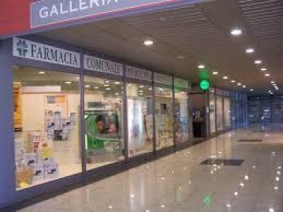 Gli ex commessi delle Farmacie comunali ringraziano… ma hanno perso il lavoro.