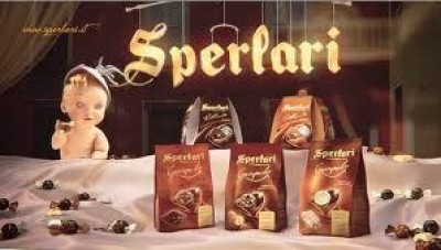 Sperlari. La storia della fabbrica del torrone e della mostarda di Cremona.