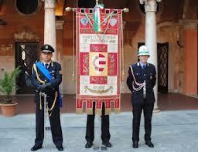 Polizia locale. i nuovi gradi