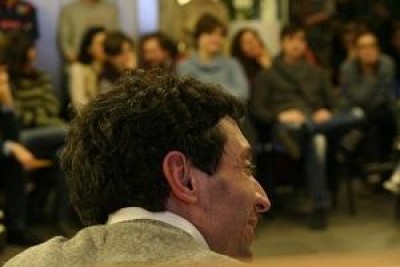 Il PD decide all’unanimità di sostenere Gianluca Galimberti.