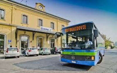 Gli studenti cremaschi con i lavoratori delle Autoguidovie