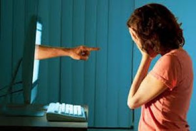 Cyber bullismo: come difendersi e navigare sicuri