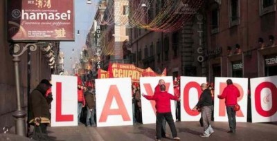 Poletti vede i sindacati, ma il Jobs act è ancora ai titoli