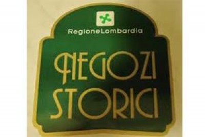 Riconosciuti altri due negozi storici di Cremona 