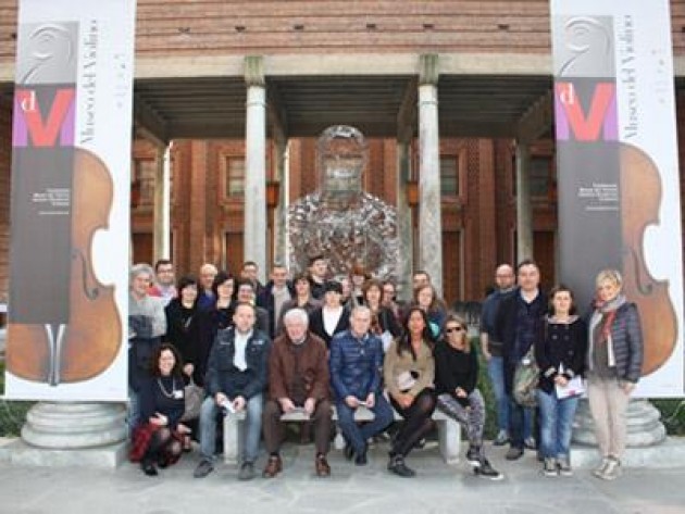 Prima visita guidata dei commercianti al Museo del Violino