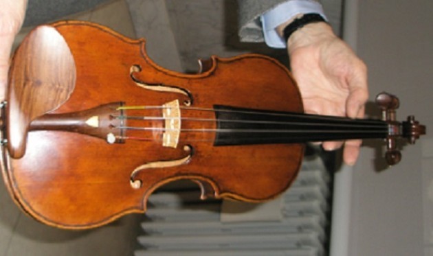 Si rinnova il comodato del violino di Francesco Ruggeri del 1675