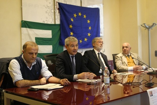 Cofferati a Cremona. Un successo l’iniziativa “Cambiare l’Europa”(video)