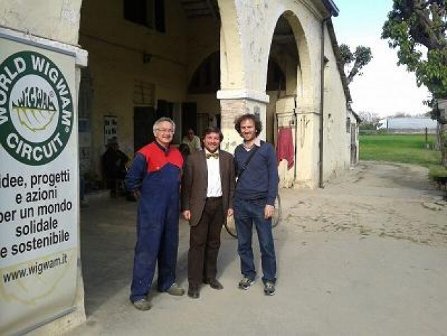 Luca Mercalli al presidio di  casa colonica di Via Gramogne di Padova