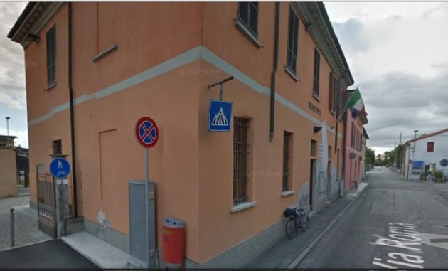 Bonemerse. Il Sindaco uscente si fa propaganda  con un libretto del comune.
