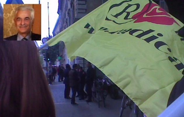 Manifestazione radicale a Cremona per il 25 aprile