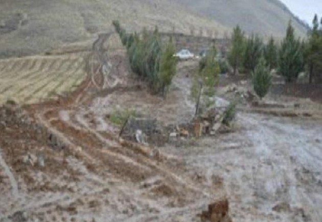 A Shiraz le guardie rivoluzionarie iraniane stanno distruggendo uno storico cimitero baha’i