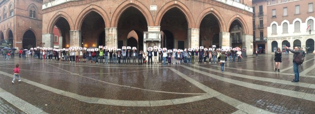 Galimberti, le cinque cose nei primi 100 giorni e flash mob