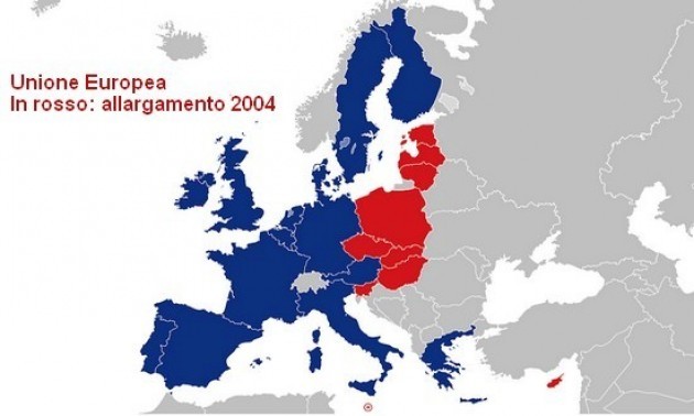 UE, dieci anni dal più grande allargamento: tra i dieci nuovi entrati anche la Slovacchia