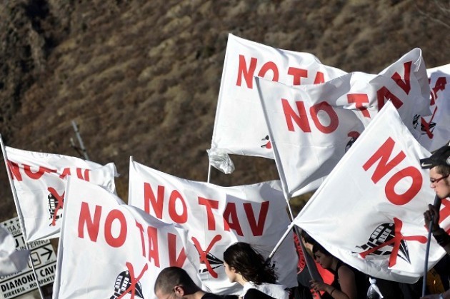Caduta accusa terrorismo militanti No-TAV|G.Carotti